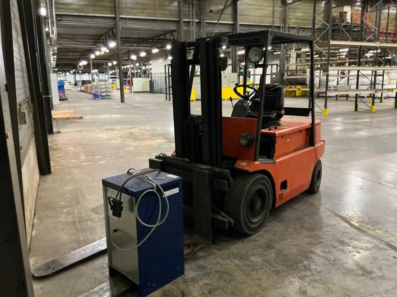 STILL R 60-35 FORKLIFT - Villás targonca: 2 kép. STILL R 60-35 FORKLIFT - Villás targonca: 2 kép.