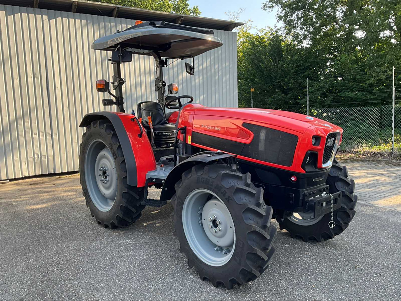 Same Argon 80 - Traktor: 4 kép. Same Argon 80 - Traktor: 4 kép.