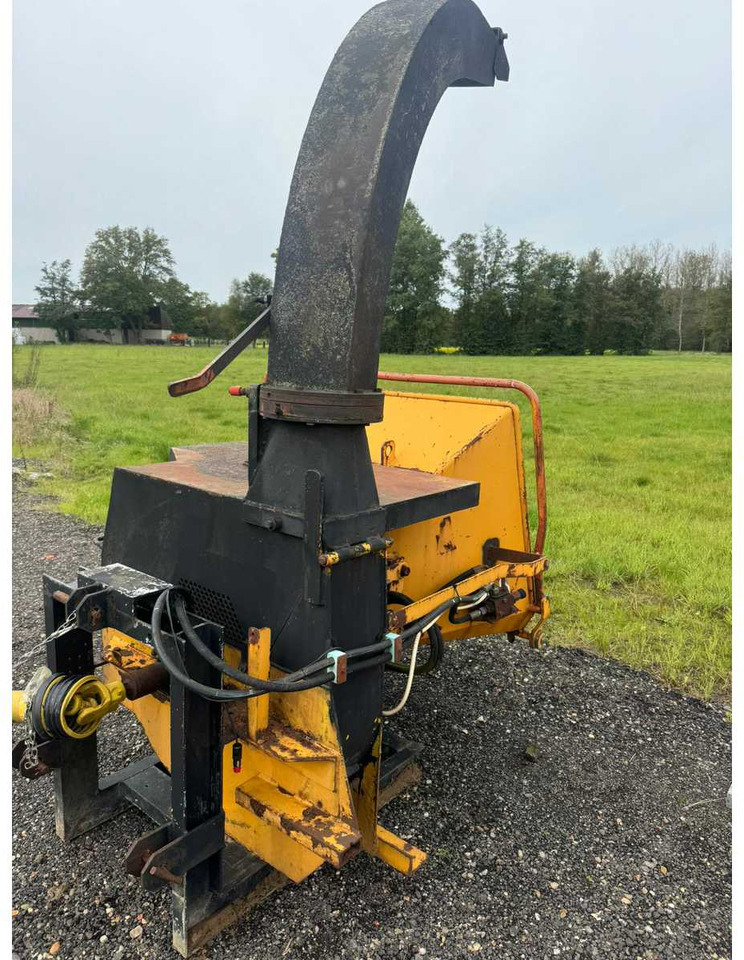 Schliesing 660 MX - Faaprító: 3 kép. Schliesing 660 MX - Faaprító: 3 kép.