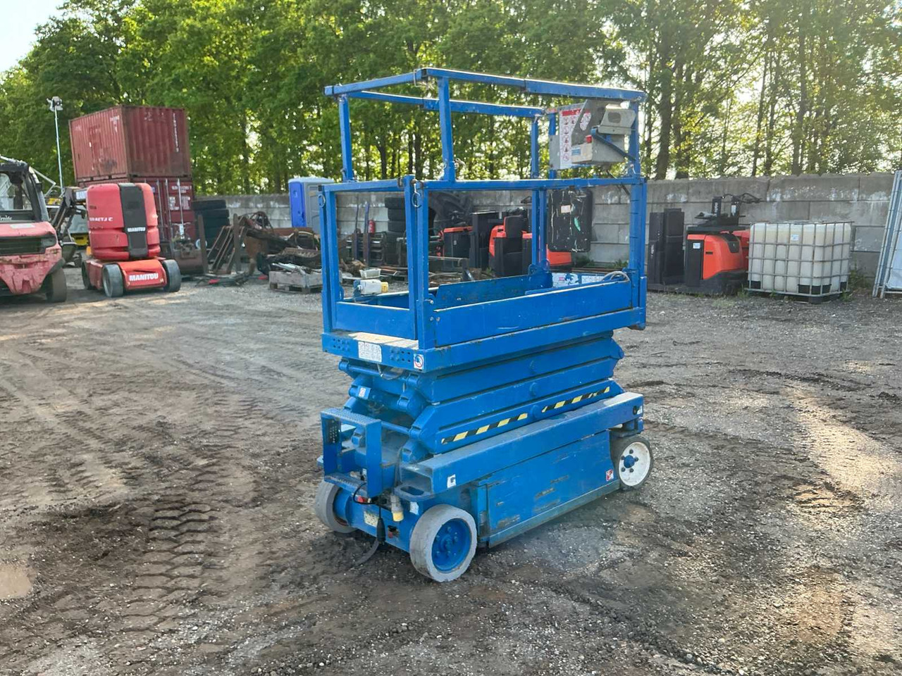 Skyjack Sj111–3219 - Emelő: 4 kép. Skyjack Sj111–3219 - Emelő: 4 kép.