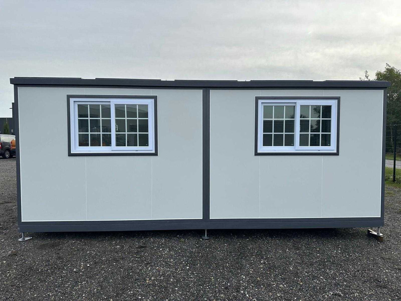 Stahlworks Compleet deluxe 19ft x 20ft - Konténerház: 4 kép. Stahlworks Compleet deluxe 19ft x 20ft - Konténerház: 4 kép.