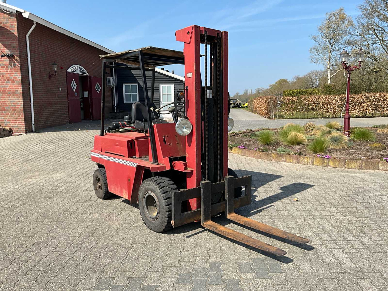 TCM M5T20 96OAL FORKLIFT - Villás targonca: 2 kép. TCM M5T20 96OAL FORKLIFT - Villás targonca: 2 kép.