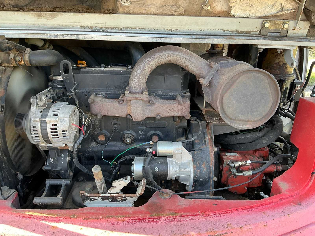 Takeuchi TB175 - Lánctalpas kotró: 5 kép. Takeuchi TB175 - Lánctalpas kotró: 5 kép.