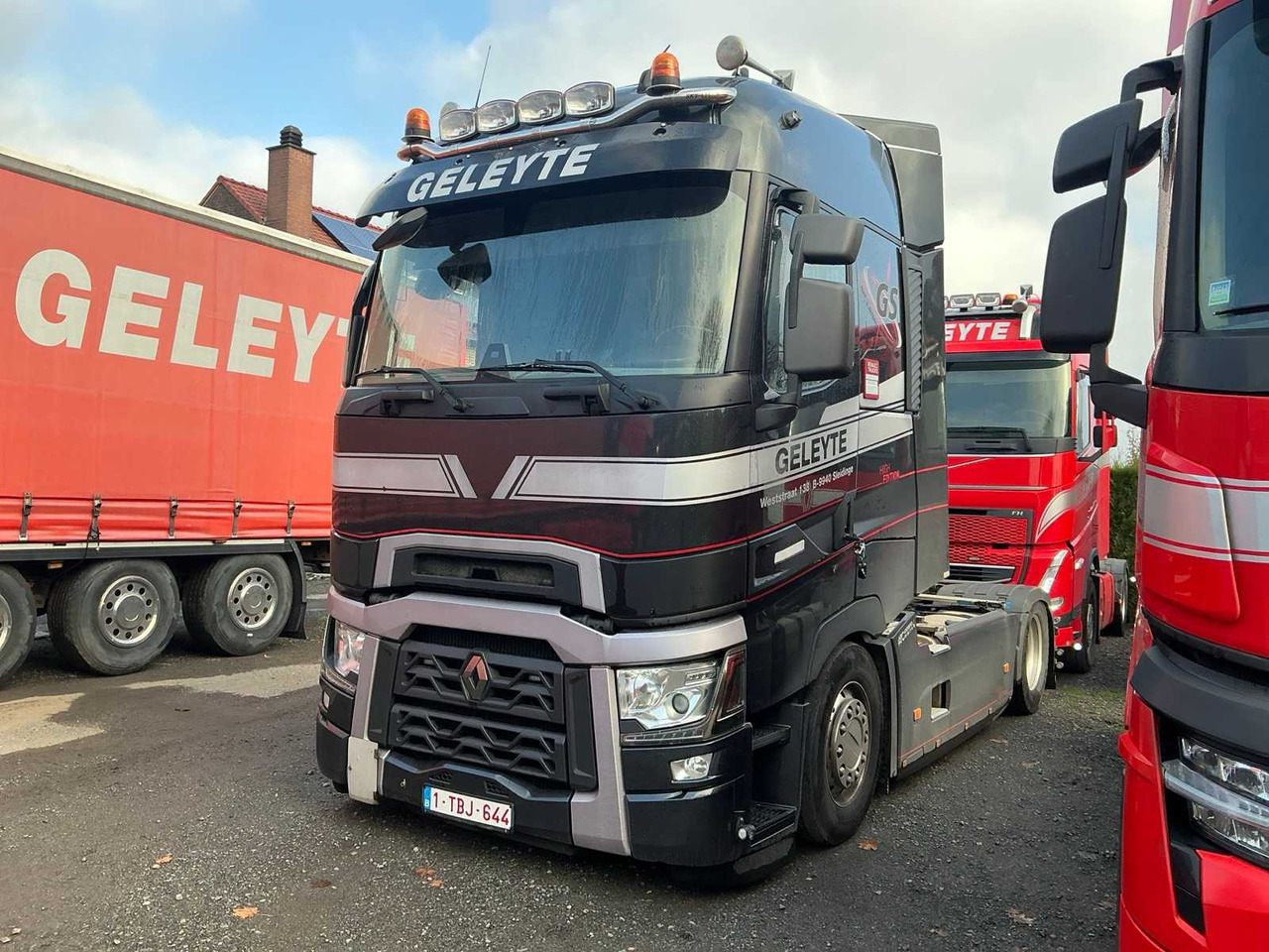 2017 RENAULT T480 COMFORT THD001 HIGH EDITION TRACTOR RENAULT T480 COMFORT - Teherautó: 1 kép. 2017 RENAULT T480 COMFORT THD001 HIGH EDITION TRACTOR RENAULT T480 COMFORT - Teherautó: 1 kép.