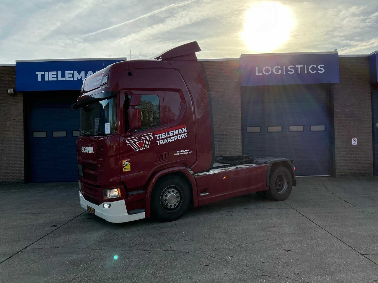 2018 SCANIA R450 SEMI-TRAILER TRACTOR - Teherautó: 1 kép. 2018 SCANIA R450 SEMI-TRAILER TRACTOR - Teherautó: 1 kép.