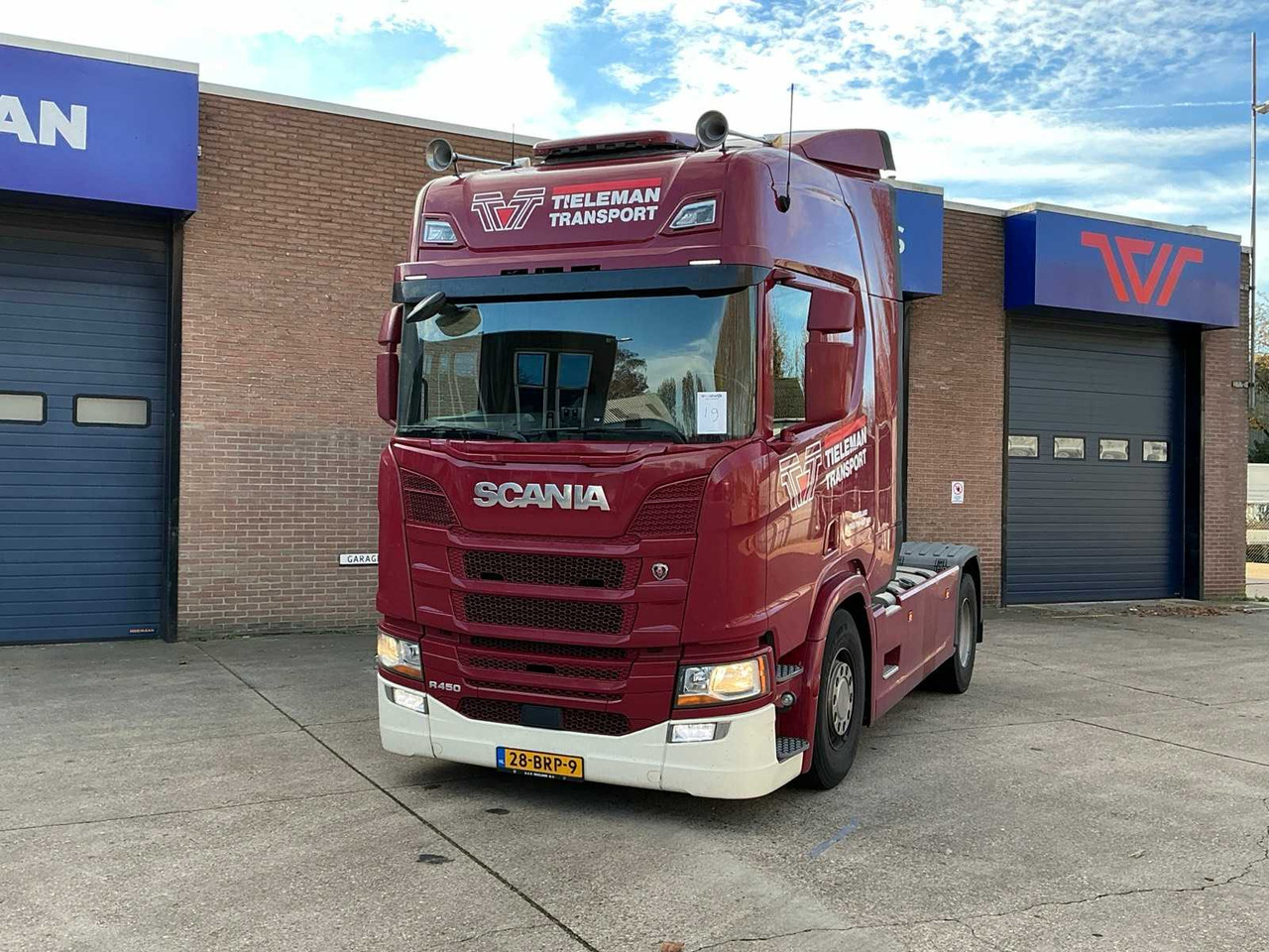 2021 SCANIA R450 SEMI-TRAILER TRACTOR - Teherautó: 2 kép. 2021 SCANIA R450 SEMI-TRAILER TRACTOR - Teherautó: 2 kép.