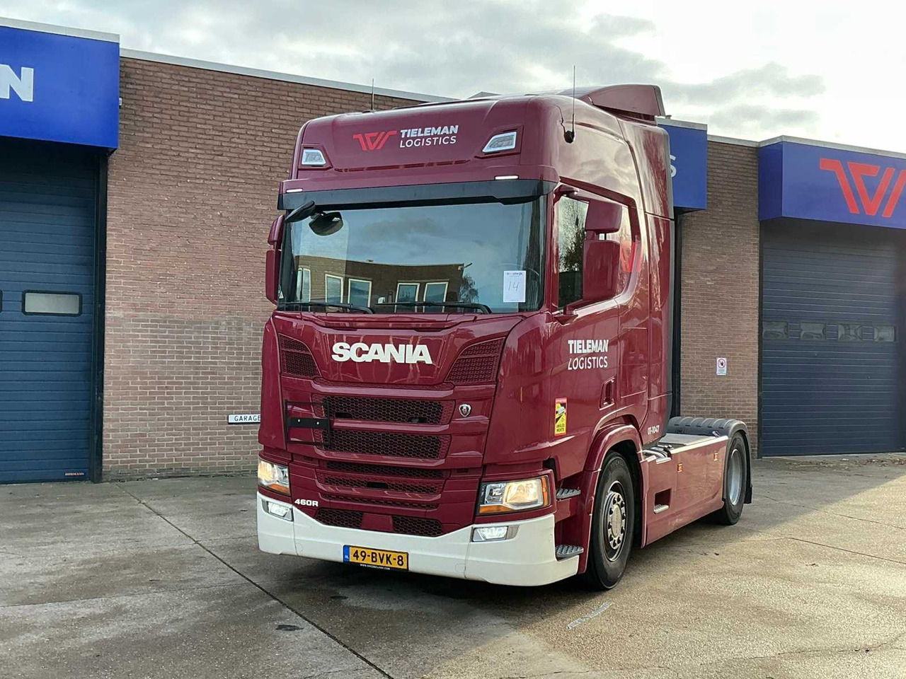 2023 SCANIA R460 SEMI-TRAILER TRACTOR - Teherautó: 2 kép. 2023 SCANIA R460 SEMI-TRAILER TRACTOR - Teherautó: 2 kép.