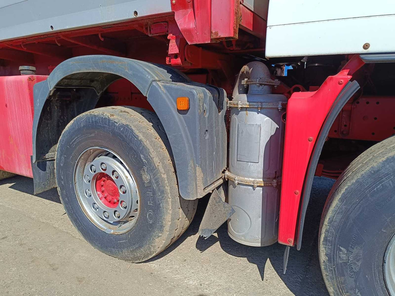 Teherautó MAN TRUCK: 18 kép.