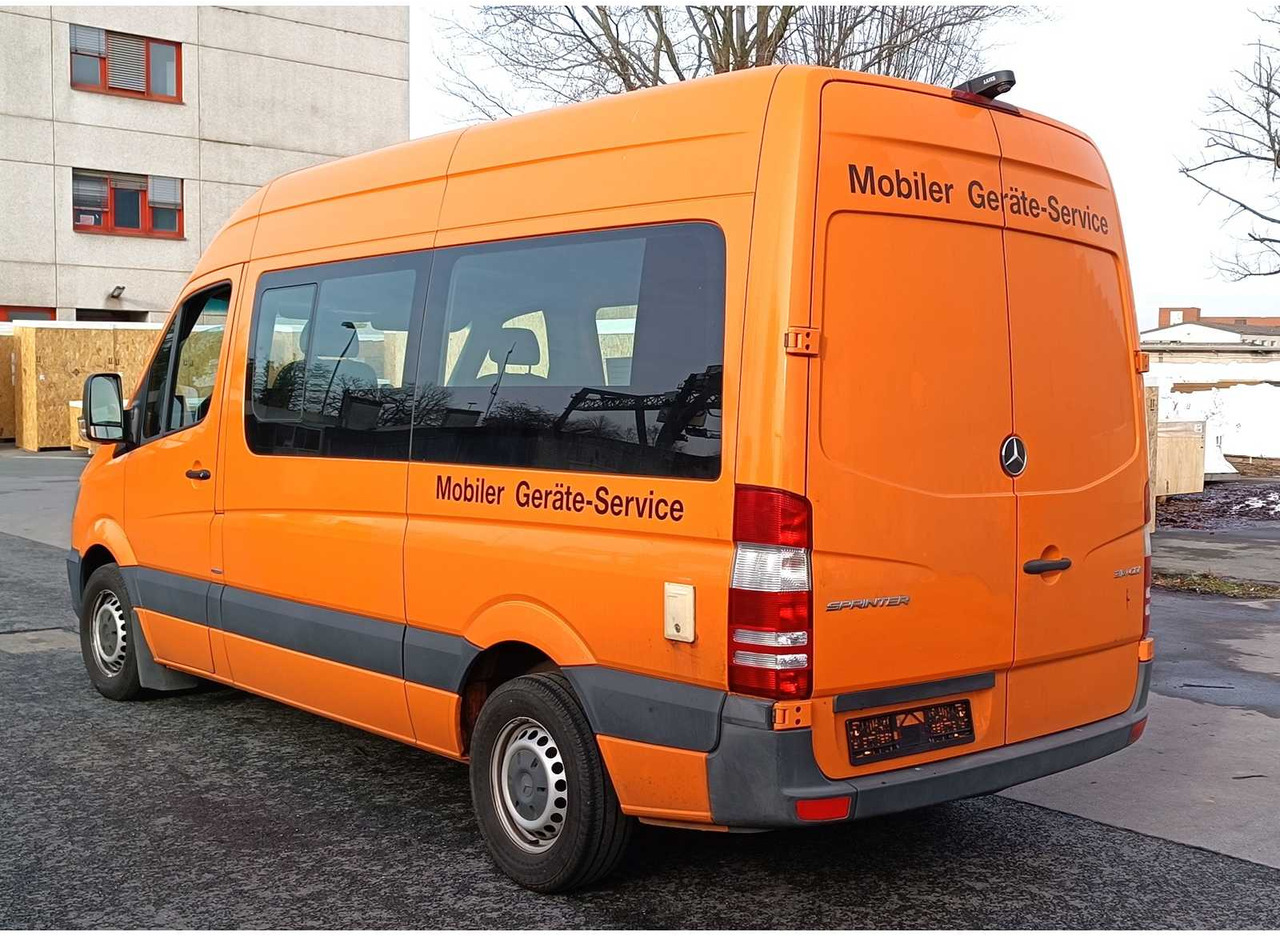 MERCEDES-BENZ - 314 CDI - TRUCK - 2017 - Teherautó: 2 kép. MERCEDES-BENZ - 314 CDI - TRUCK - 2017 - Teherautó: 2 kép.