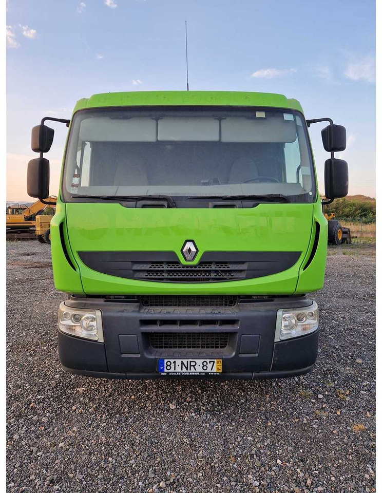 RENAULT 320 DXI TRUCK - 2007 - Teherautó: 2 kép. RENAULT 320 DXI TRUCK - 2007 - Teherautó: 2 kép.
