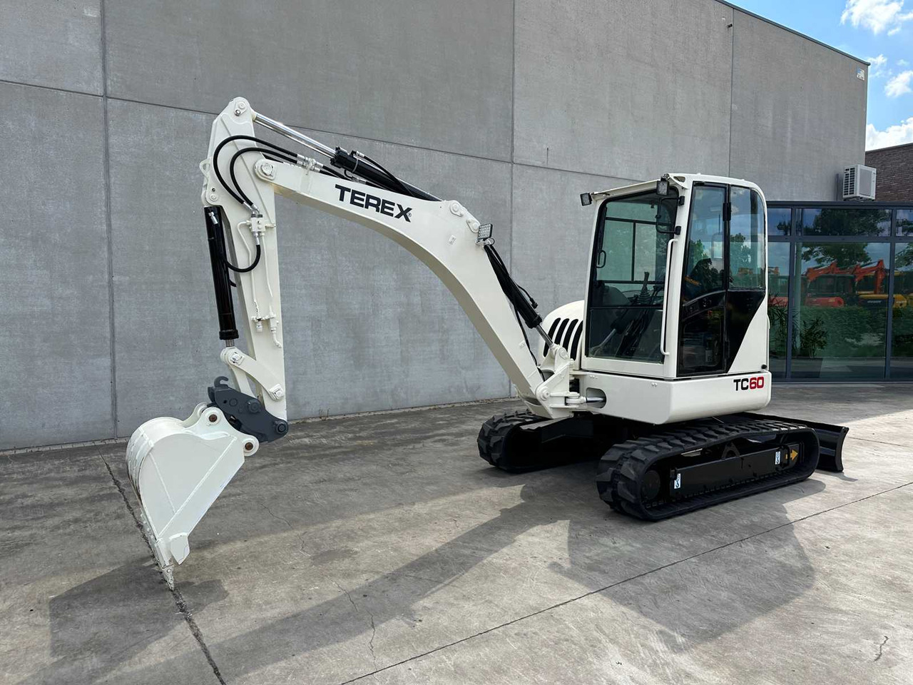 Terex TC60 - Lánctalpas kotró: 1 kép. Terex TC60 - Lánctalpas kotró: 1 kép.