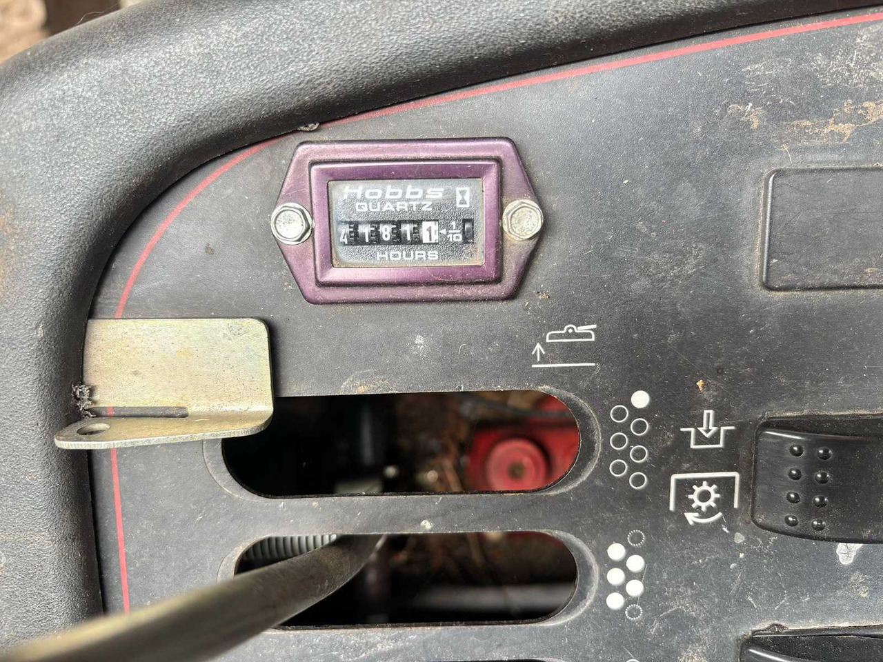 Toro Groundsmaster 4500 - Kerti fűkasza: 3 kép. Toro Groundsmaster 4500 - Kerti fűkasza: 3 kép.