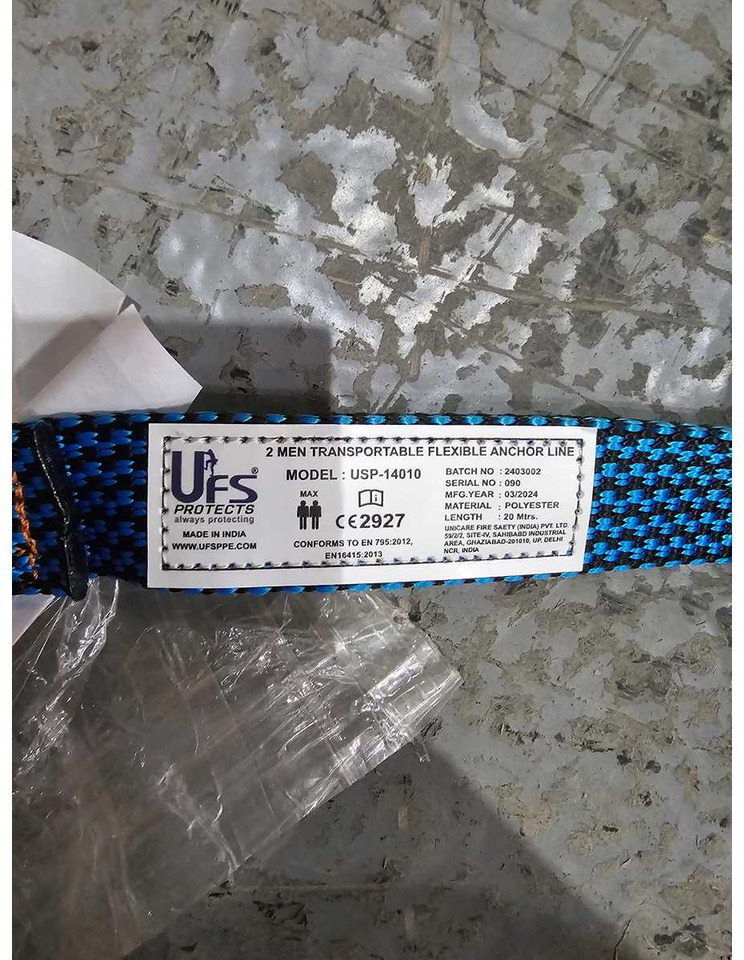 UFS USP-14010 - Építőipari berendezések: 2 kép. UFS USP-14010 - Építőipari berendezések: 2 kép.
