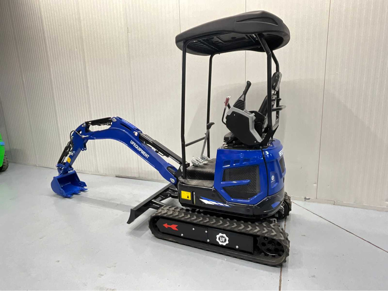 ULTRA FORCE EQUIPMENT - NM-1800KG - CRAWLER EXCAVATOR WITH KUBOTA DIESEL ENGINE - 2025 INCL. 3 BUCKETS - Kotrógép: 4 kép. ULTRA FORCE EQUIPMENT - NM-1800KG - CRAWLER EXCAVATOR WITH KUBOTA DIESEL ENGINE - 2025 INCL. 3 BUCKETS - Kotrógép: 4 kép.