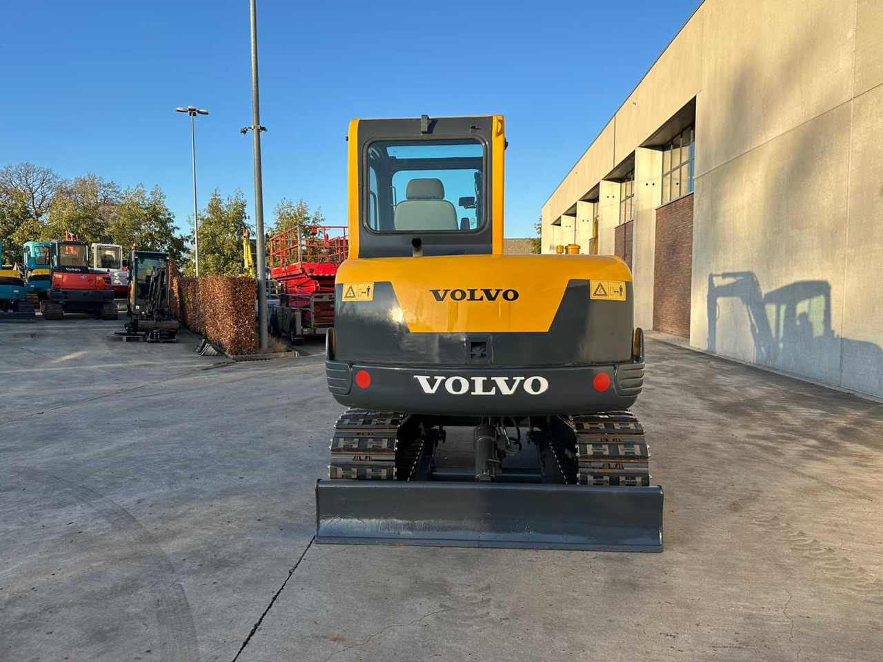 VOLVO - 2012 - EC55B - MIDI EXCAVATOR - Kotrógép: 5 kép. VOLVO - 2012 - EC55B - MIDI EXCAVATOR - Kotrógép: 5 kép.