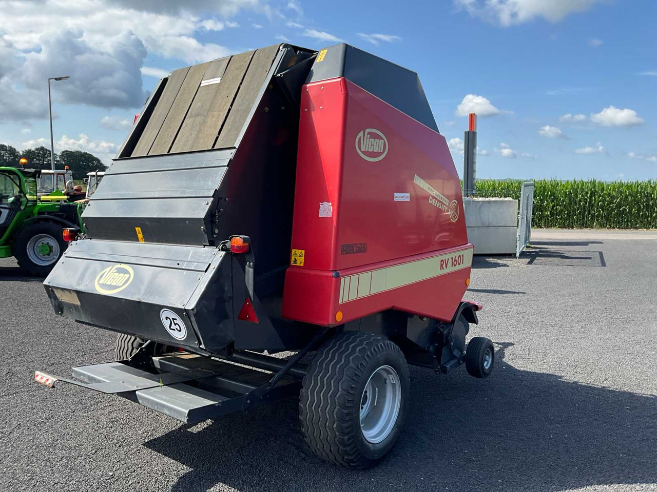Vicon RV1601-OC - Bálázó: 4 kép. Vicon RV1601-OC - Bálázó: 4 kép.