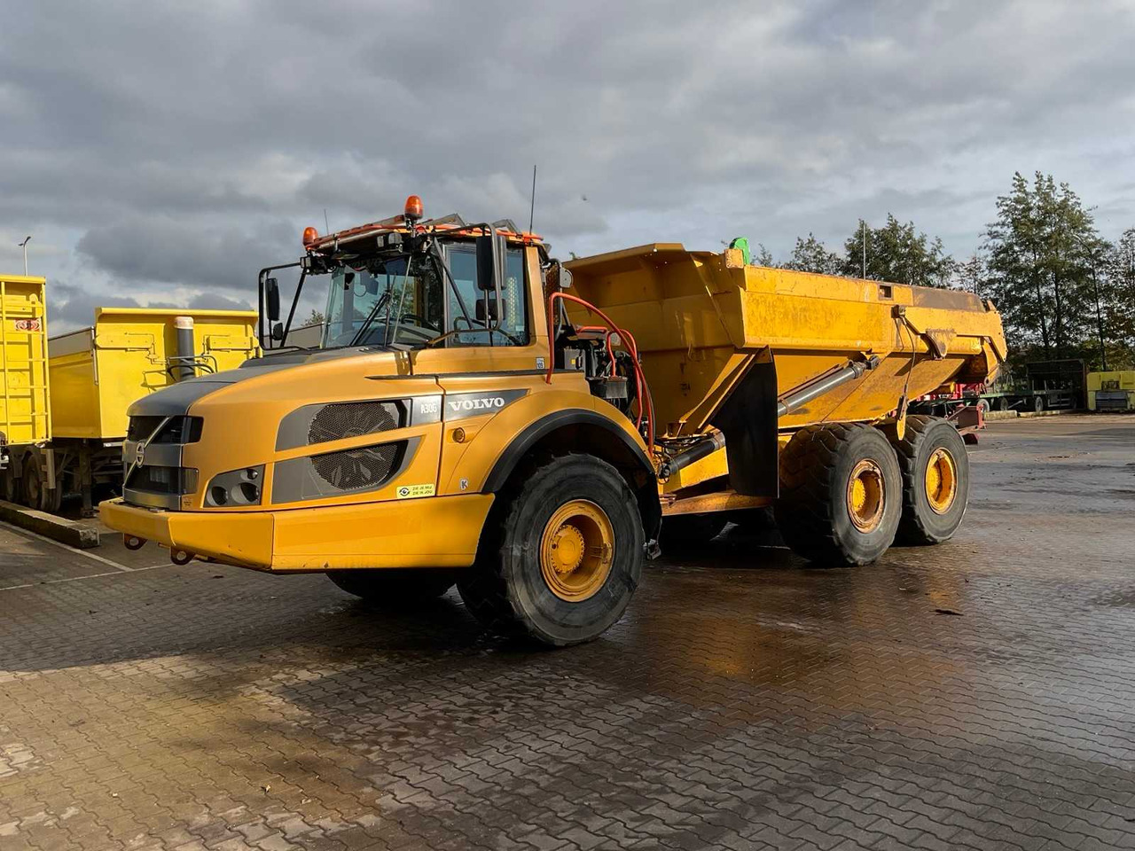 Volvo A30G - Dömper: 1 kép. Volvo A30G - Dömper: 1 kép.