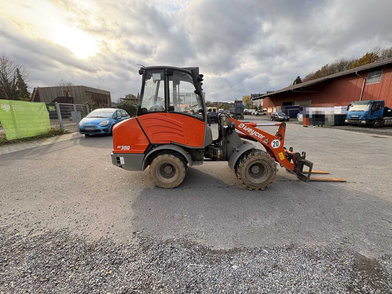 WEYCOR AR 380 WHEEL LOADER FROM 2022 - Gumikerekes homlokrakodó: 4 kép. WEYCOR AR 380 WHEEL LOADER FROM 2022 - Gumikerekes homlokrakodó: 4 kép.