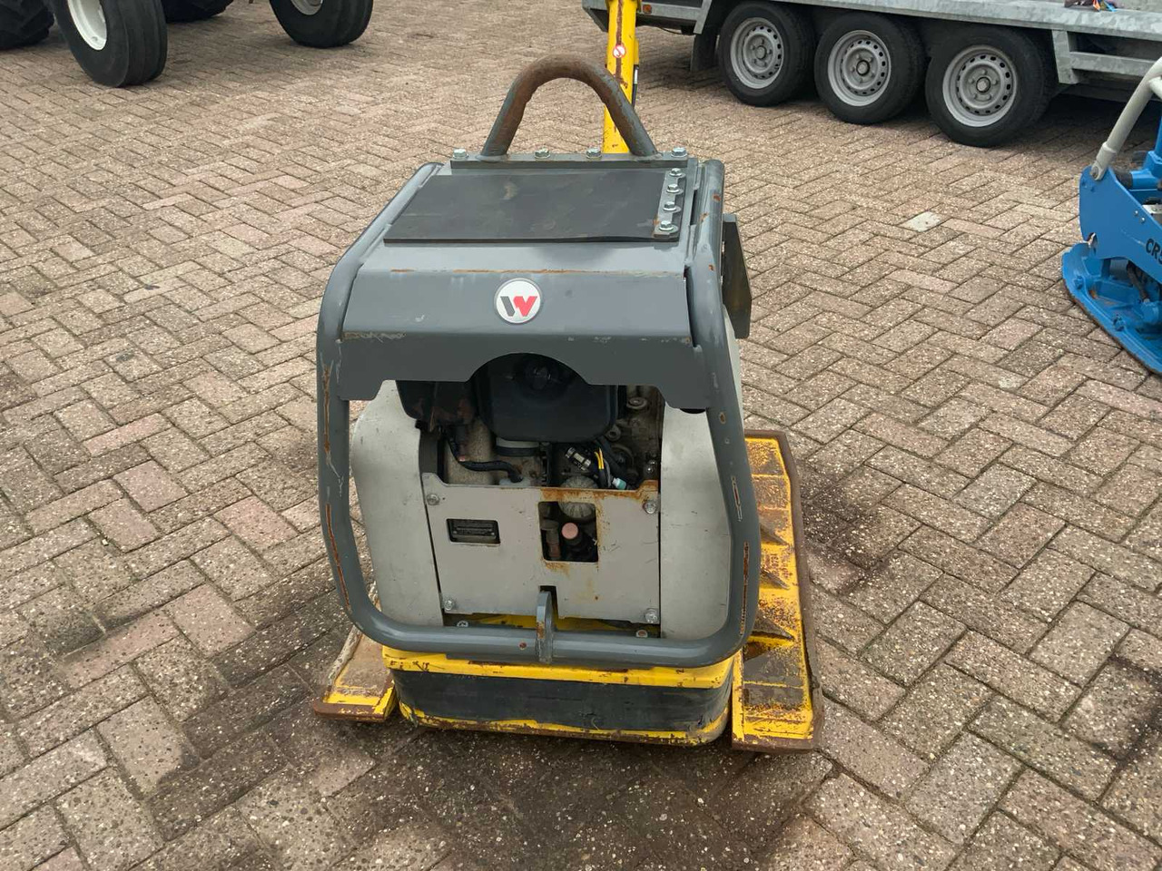 Wacker Neuson DPU6555 - Lapvibrátor: 4 kép. Wacker Neuson DPU6555 - Lapvibrátor: 4 kép.