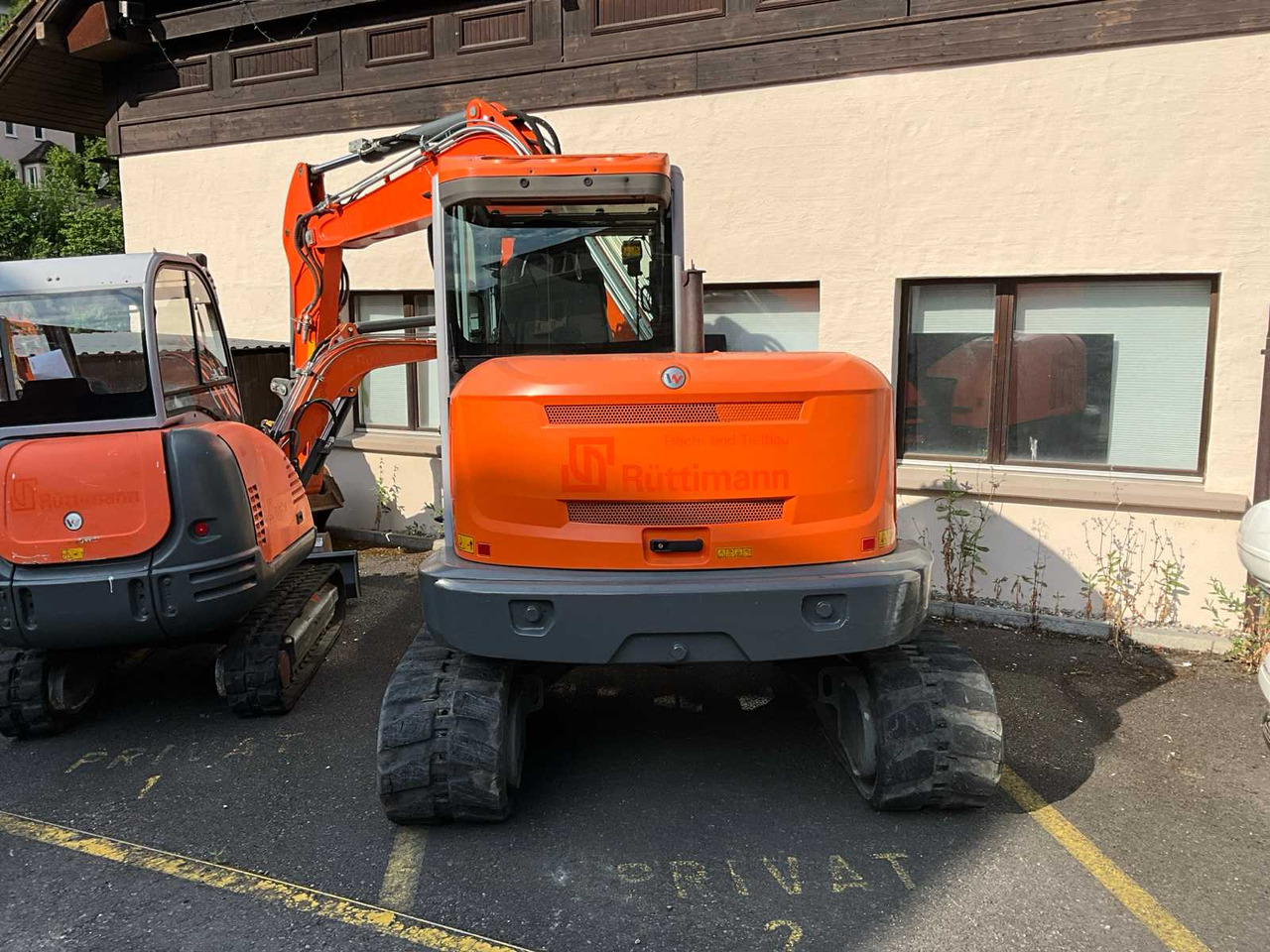 Wacker Neuson ET90 - Lánctalpas kotró: 2 kép. Wacker Neuson ET90 - Lánctalpas kotró: 2 kép.