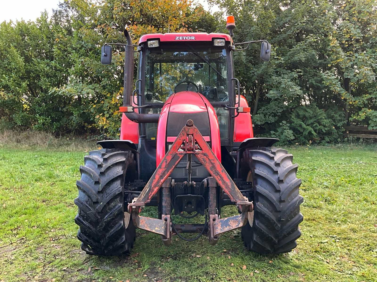 Zetor Forterra 10641 - Traktor: 3 kép. Zetor Forterra 10641 - Traktor: 3 kép.