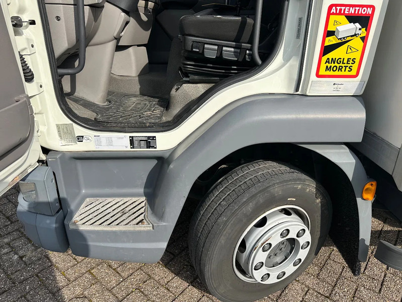 DAF LF 180 LF180.12 EURO6. 2021. 610x248x250 - Dobozos felépítményű teherautó: 5 kép. DAF LF 180 LF180.12 EURO6. 2021. 610x248x250 - Dobozos felépítményű teherautó: 5 kép.