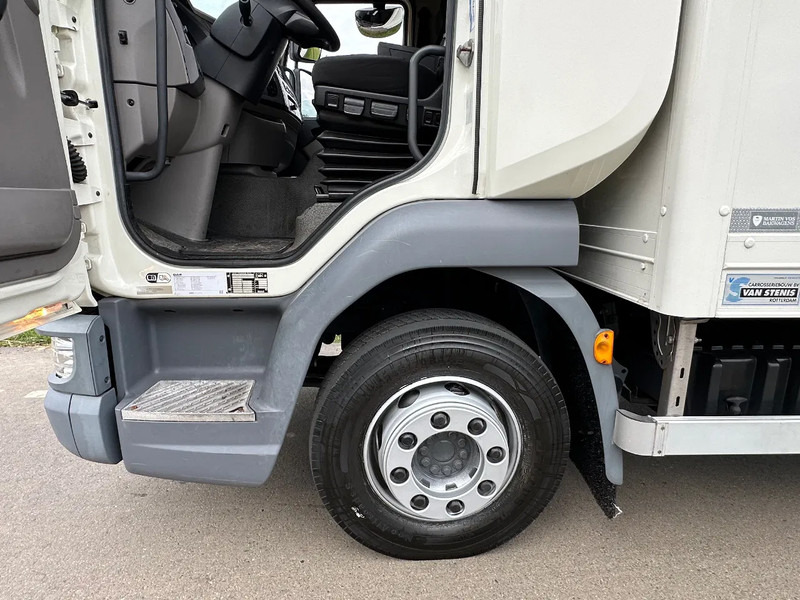 DAF LF 210 LF210.12 EURO6. 2019. 620x249x260! - Dobozos felépítményű teherautó: 5 kép. DAF LF 210 LF210.12 EURO6. 2019. 620x249x260! - Dobozos felépítményű teherautó: 5 kép.