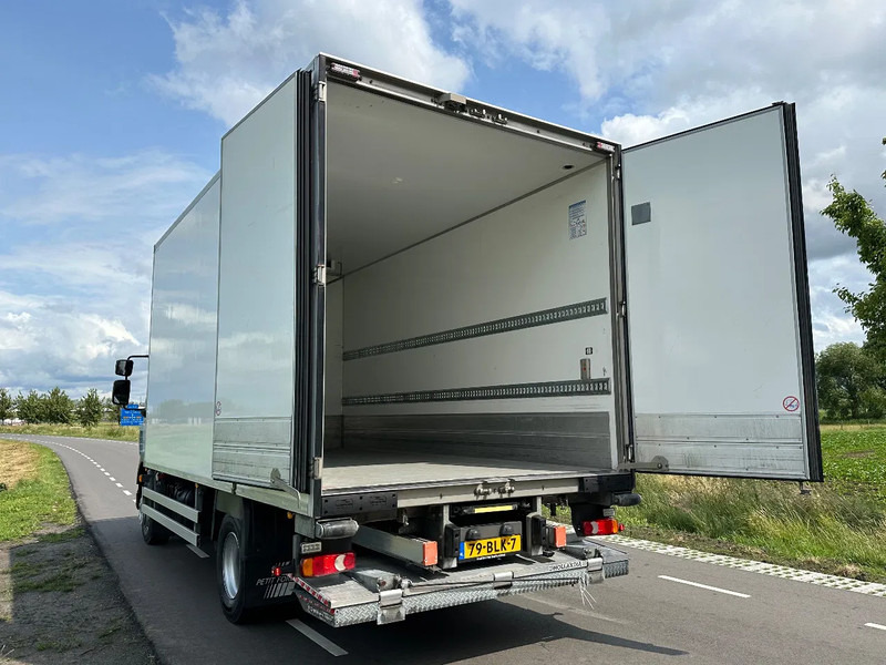 DAF LF 210 LF210.14. EURO6. 2018. KOELBAKWAGEN MET LAADKLEP 2000kg - Hűtős teherautó: 3 kép. DAF LF 210 LF210.14. EURO6. 2018. KOELBAKWAGEN MET LAADKLEP 2000kg - Hűtős teherautó: 3 kép.