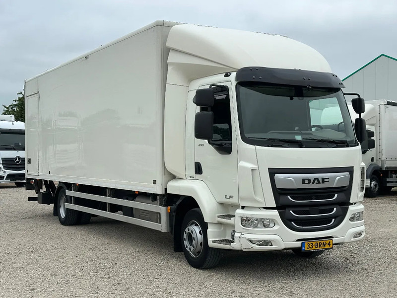 DAF LF 210 LF210.14. EURO6. 2021.288dkm. 810x248x230. 5797kg Laadvermogen. - Dobozos felépítményű teherautó: 2 kép. DAF LF 210 LF210.14. EURO6. 2021.288dkm. 810x248x230. 5797kg Laadvermogen. - Dobozos felépítményű teherautó: 2 kép.