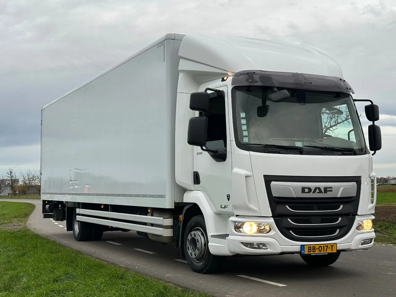 DAF LF 230 LF230.12 EURO6. 2018. 880x247x233 - Dobozos felépítményű teherautó: 2 kép. DAF LF 230 LF230.12 EURO6. 2018. 880x247x233 - Dobozos felépítményű teherautó: 2 kép.