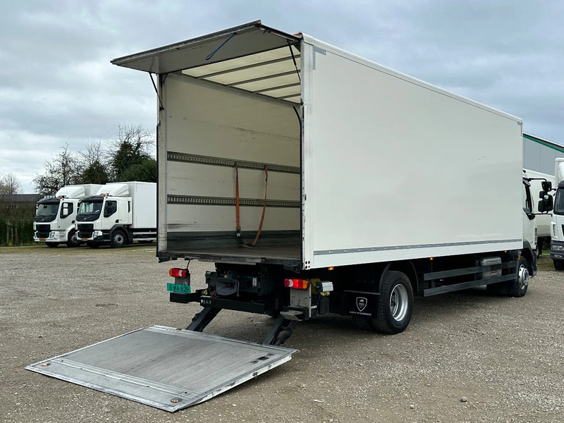 DAF LF 260 LF260.16 EURO6. 2020 - Dobozos felépítményű teherautó: 4 kép. DAF LF 260 LF260.16 EURO6. 2020 - Dobozos felépítményű teherautó: 4 kép.