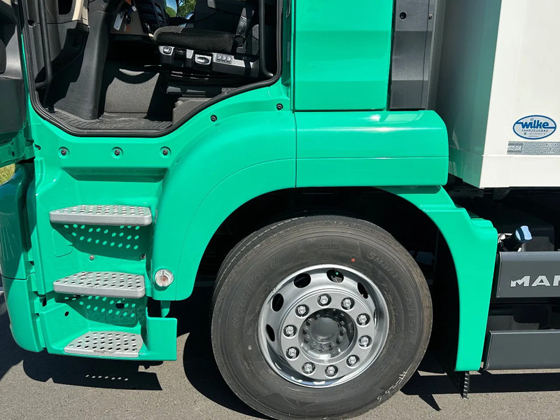 MAN TGS TGS 18.330 EURO6.2020 730x248x245 Als in NIEUWSTAAT! - Hűtős teherautó: 3 kép. MAN TGS TGS 18.330 EURO6.2020 730x248x245 Als in NIEUWSTAAT! - Hűtős teherautó: 3 kép.