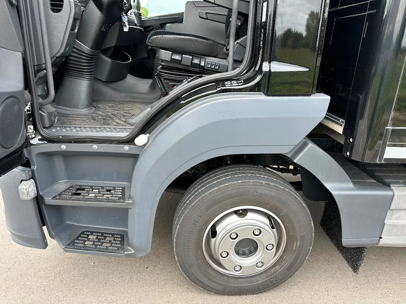 Mercedes-Benz ATEGO 1221L ATEGO ATEGO1221L. EURO6. 2021 600x248x235 - Dobozos felépítményű teherautó: 5 kép. Mercedes-Benz ATEGO 1221L ATEGO ATEGO1221L. EURO6. 2021 600x248x235 - Dobozos felépítményű teherautó: 5 kép.