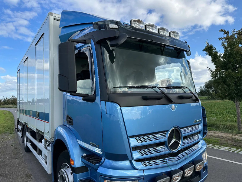 Mercedes-Benz Antos ANTOS 1924L EURO6. 2017. Geisoleerde opbouw 610x244x238 - Hűtős teherautó: 3 kép. Mercedes-Benz Antos ANTOS 1924L EURO6. 2017. Geisoleerde opbouw 610x244x238 - Hűtős teherautó: 3 kép.