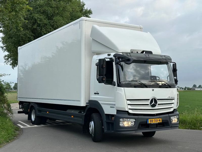 Mercedes-Benz Atego ATEGO 1223L 2020. 720x249x260 3000kg Lbw - Dobozos felépítményű teherautó: 2 kép. Mercedes-Benz Atego ATEGO 1223L 2020. 720x249x260 3000kg Lbw - Dobozos felépítményű teherautó: 2 kép.