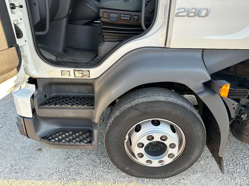 Volvo FL FL280.16 EURO6. 2022. 8400kg Laadvermogen Eventueel , OPRIJWAGEN , PAARDENWAGEN. - Alvaz teherautó: 5 kép. Volvo FL FL280.16 EURO6. 2022. 8400kg Laadvermogen Eventueel , OPRIJWAGEN , PAARDENWAGEN. - Alvaz teherautó: 5 kép.