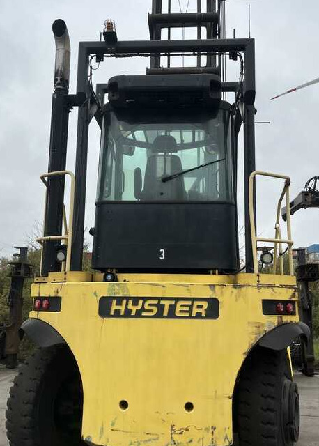 Hyster H23XM-12EC - Konténer targoncá: 3 kép. Hyster H23XM-12EC - Konténer targoncá: 3 kép.
