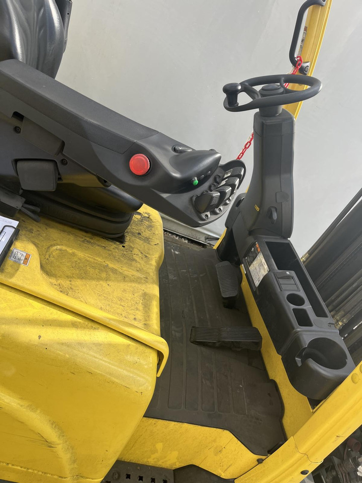 Hyster J2.5XN - Elektromos targonca: 4 kép. Hyster J2.5XN - Elektromos targonca: 4 kép.