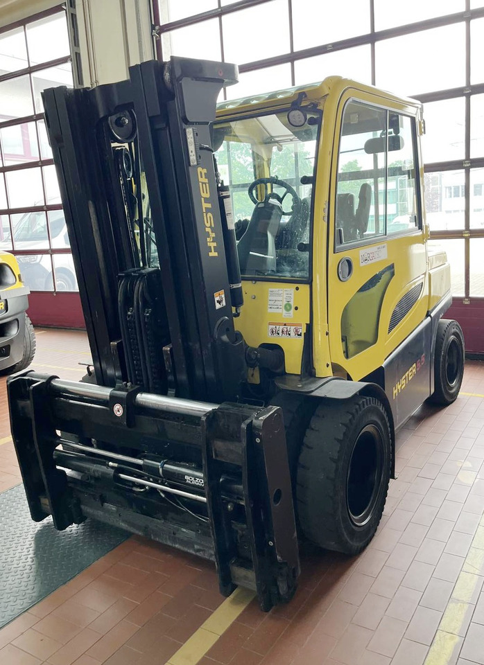 Hyster J5.5XN6 Advance - Elektromos targonca: 4 kép. Hyster J5.5XN6 Advance - Elektromos targonca: 4 kép.