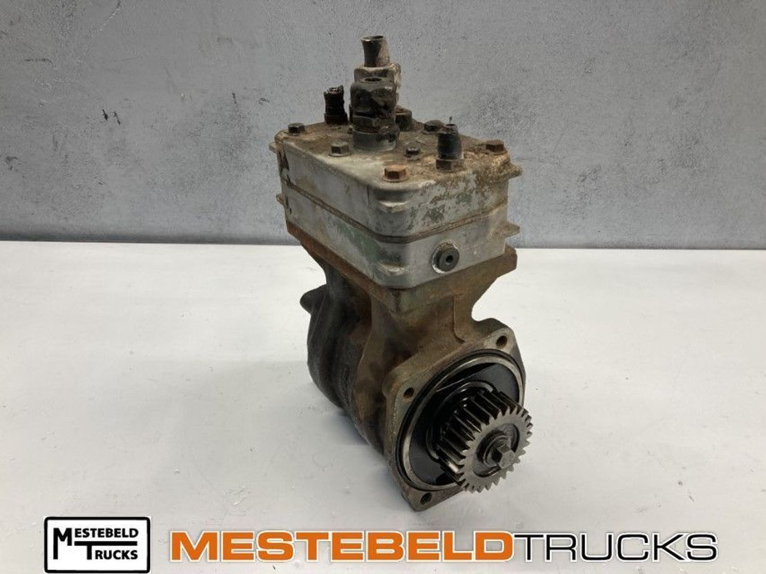 DAF Compressor PE - Motor és alkatrészek - Teherautó: 1 kép. DAF Compressor PE - Motor és alkatrészek - Teherautó: 1 kép.