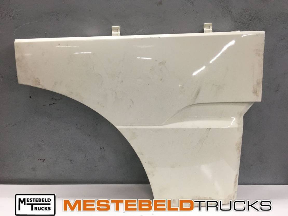 DAF Deurverlengstuk XF 106 rechts - Fülke és belső tér - Teherautó: 1 kép. DAF Deurverlengstuk XF 106 rechts - Fülke és belső tér - Teherautó: 1 kép.