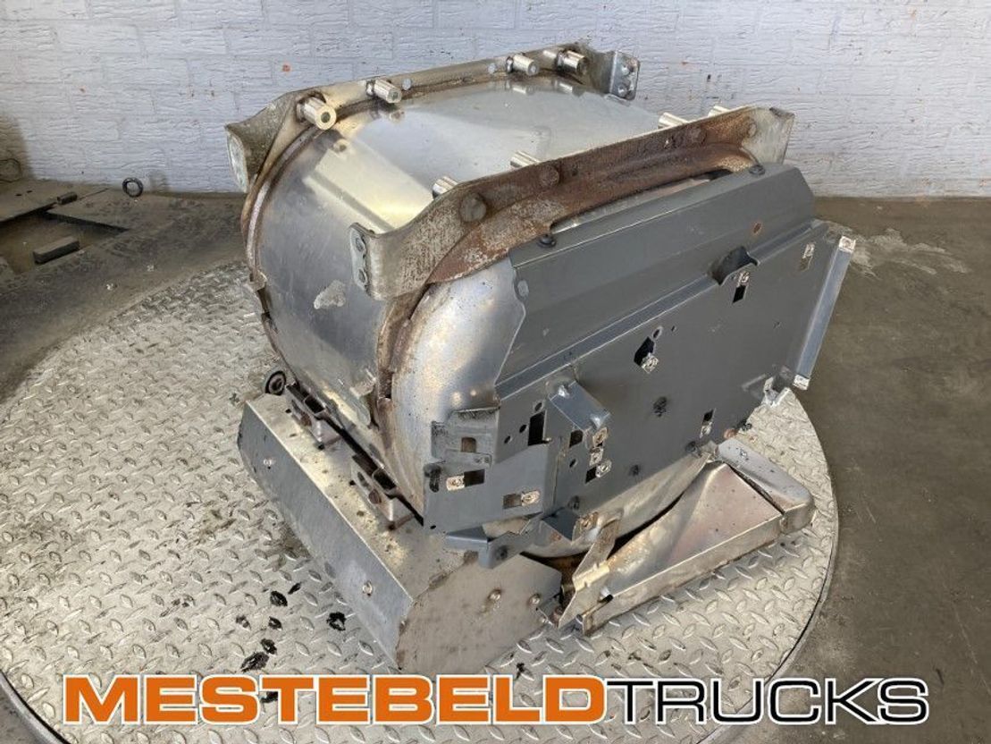 DAF Katalysator - Kipufogórendszer - Teherautó: 1 kép. DAF Katalysator - Kipufogórendszer - Teherautó: 1 kép.