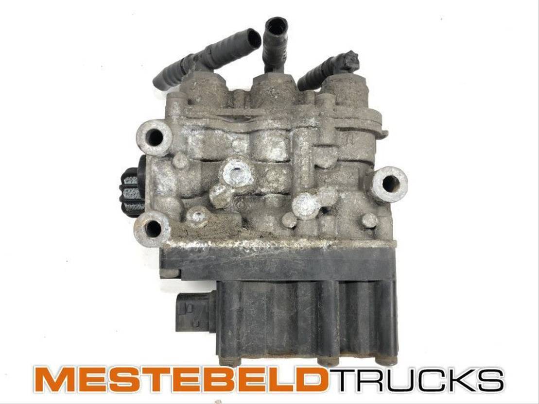DAF Magneetventiel Ecas - Légrugó - Teherautó: 1 kép. DAF Magneetventiel Ecas - Légrugó - Teherautó: 1 kép.