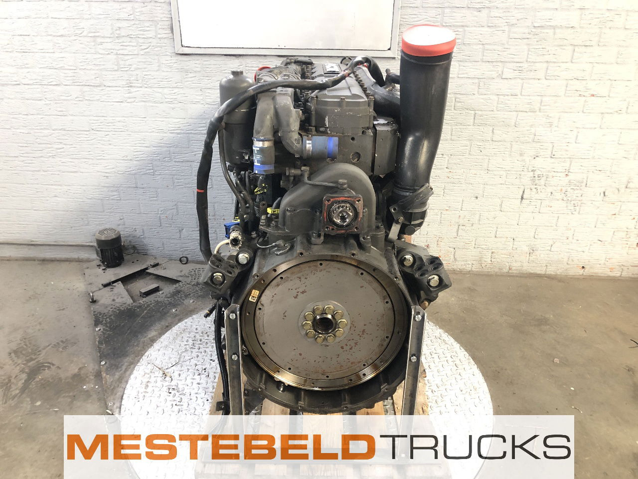 DAF Motor PR 183 S2 - Motor - Teherautó: 4 kép. DAF Motor PR 183 S2 - Motor - Teherautó: 4 kép.