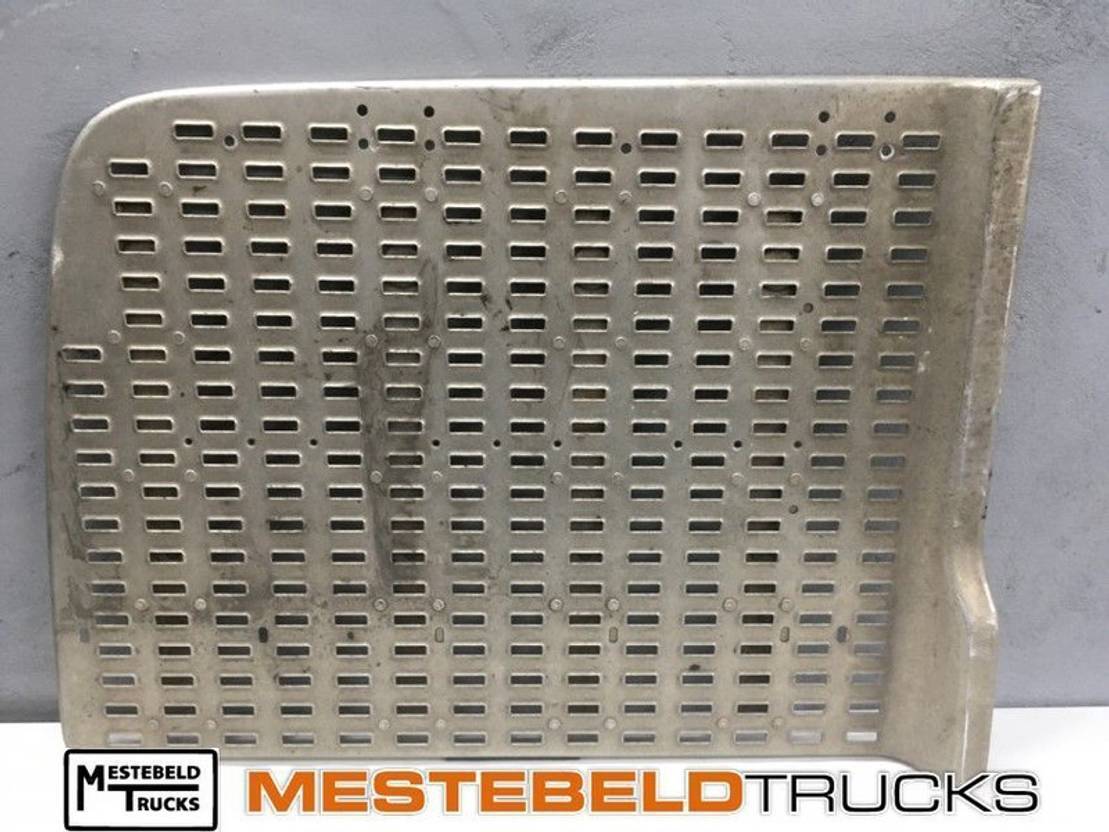 DAF Opstapplaat links - Lépcső - Teherautó: 1 kép. DAF Opstapplaat links - Lépcső - Teherautó: 1 kép.