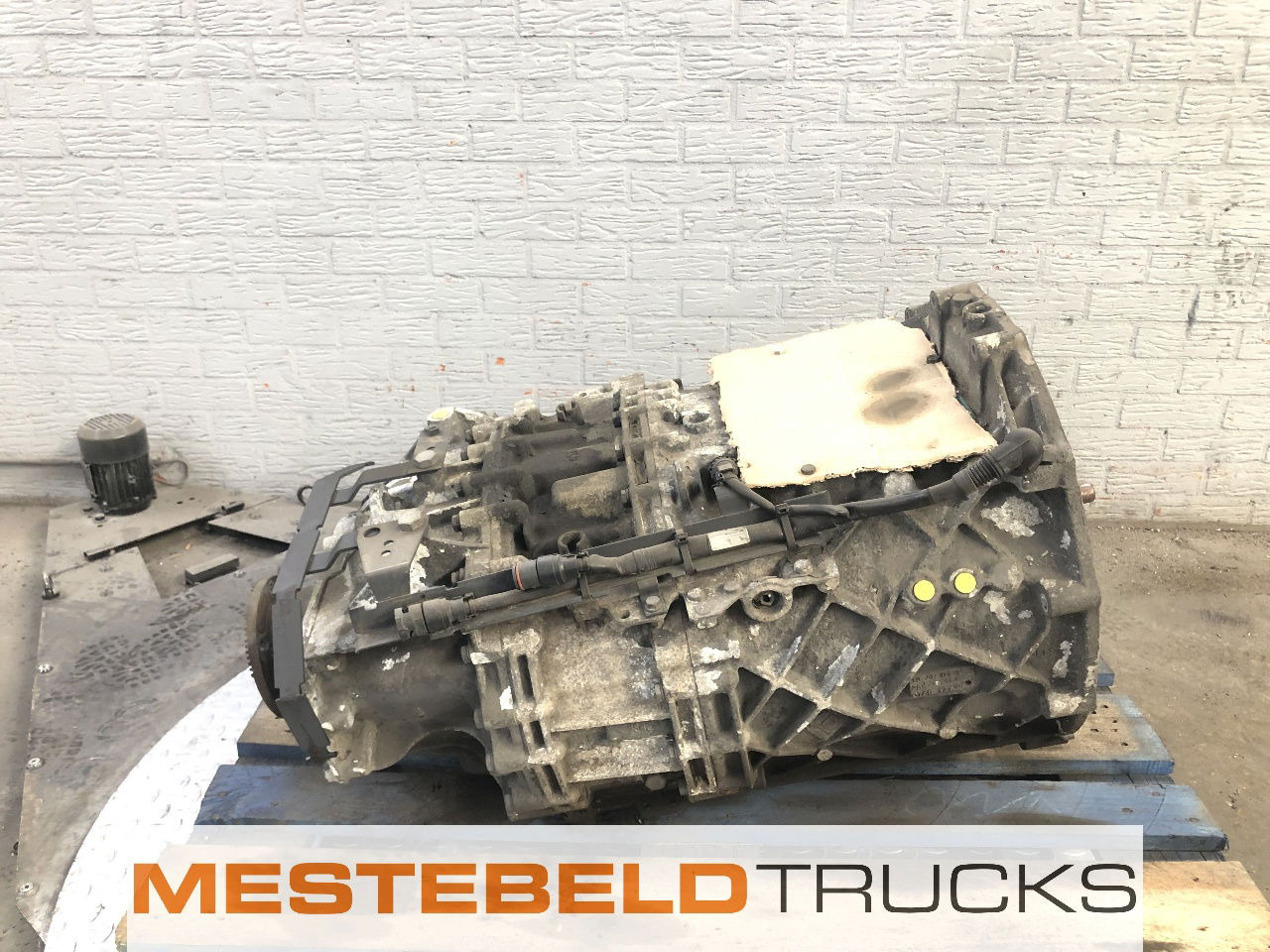 DAF Versnellingsbak 12 AS 2130 TD - Sebességváltó és alkatrészek - Teherautó: 1 kép. DAF Versnellingsbak 12 AS 2130 TD - Sebességváltó és alkatrészek - Teherautó: 1 kép.