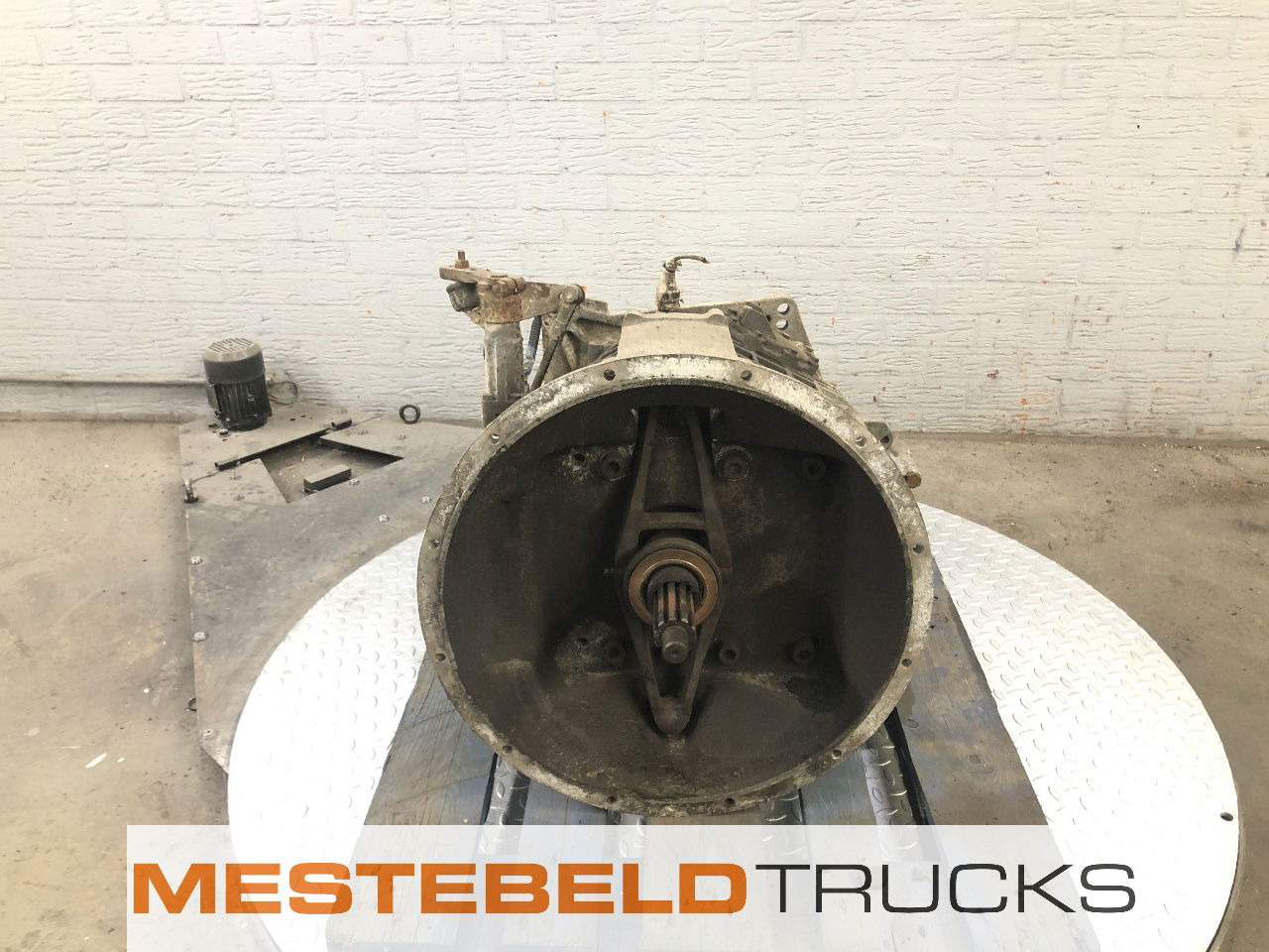 DAF Versnellingsbak S6-85 - Sebességváltó és alkatrészek - Teherautó: 2 kép. DAF Versnellingsbak S6-85 - Sebességváltó és alkatrészek - Teherautó: 2 kép.