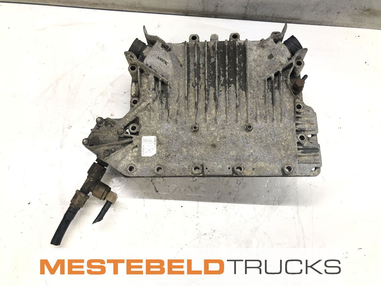 DAF Versnellingsbakmodulator - Sebességváltó és alkatrészek - Teherautó: 1 kép. DAF Versnellingsbakmodulator - Sebességváltó és alkatrészek - Teherautó: 1 kép.