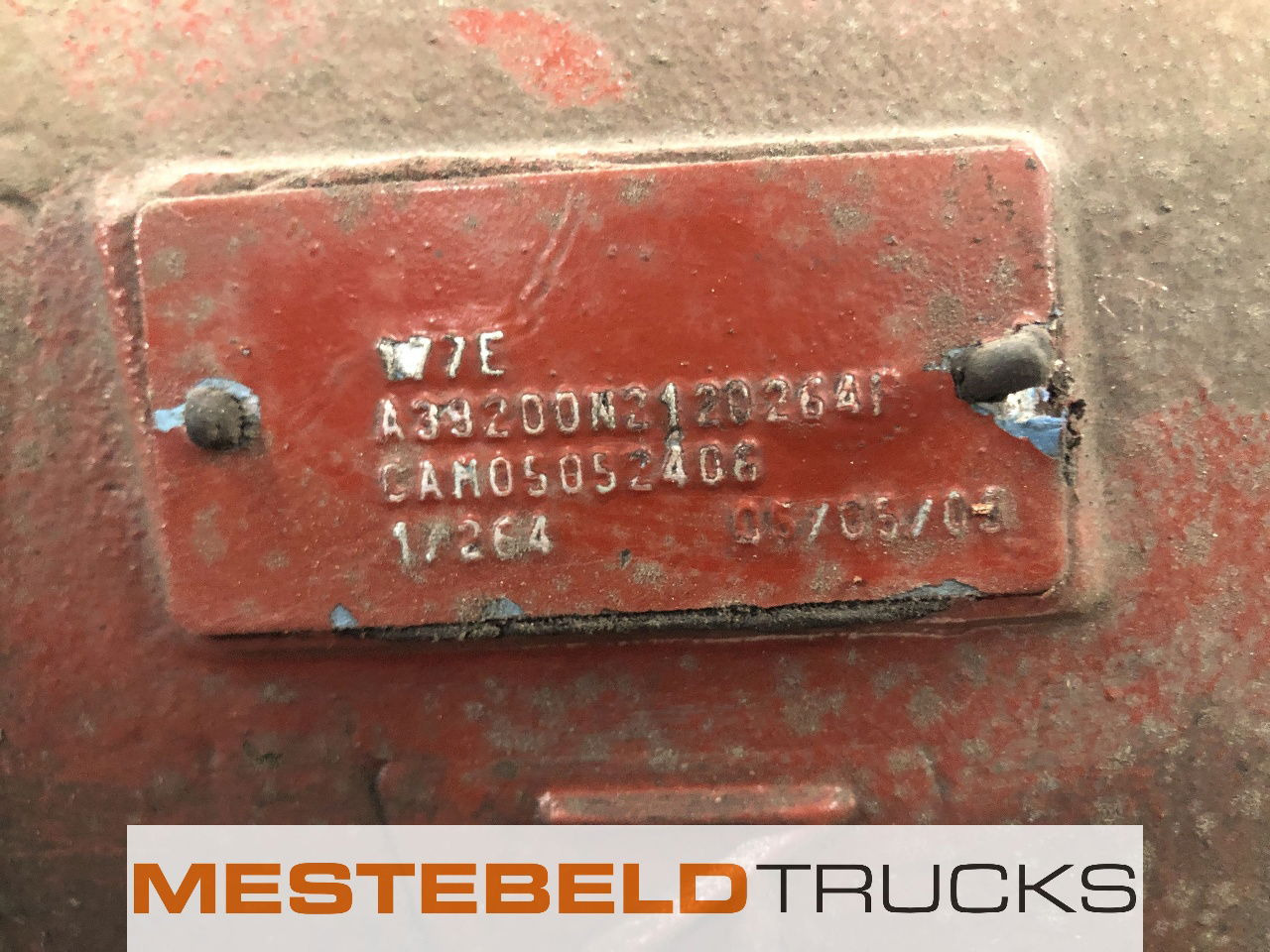 Iveco 177 E - Hátsó tengely - Teherautó: 3 kép. Iveco 177 E - Hátsó tengely - Teherautó: 3 kép.