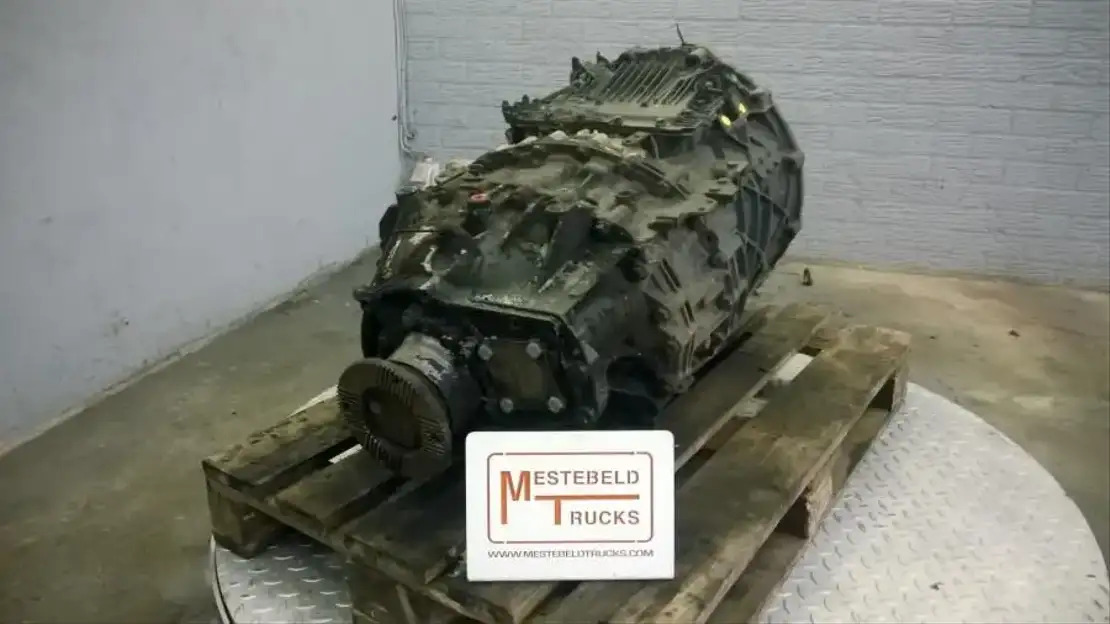 MAN Versnellingsbak 12AS2130TD - Sebességváltó és alkatrészek - Teherautó: 2 kép. MAN Versnellingsbak 12AS2130TD - Sebességváltó és alkatrészek - Teherautó: 2 kép.